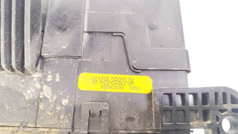 N914252B92204 Hyundai Santa Fe 2006 Sicherungskasten Steuergerät - Thumbnail 3