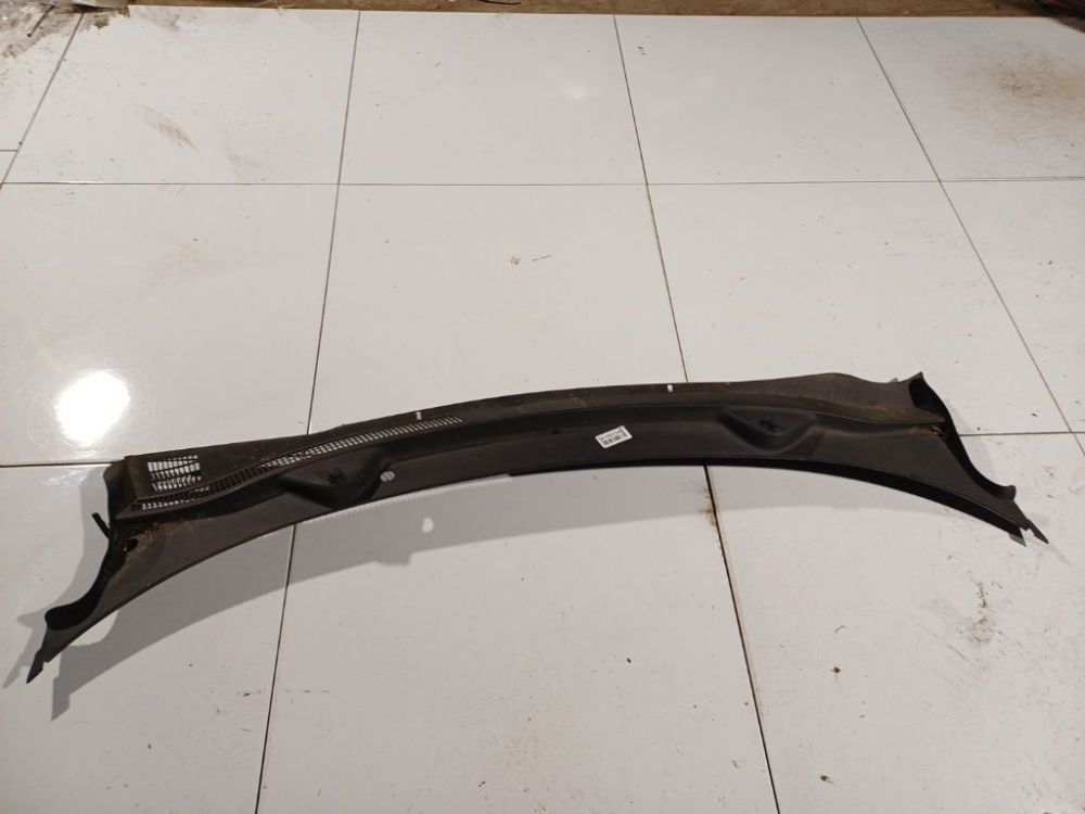 13203618LH Opel Corsa 2010 Listwa osłonowa wycieraczki - PRZEDNIE